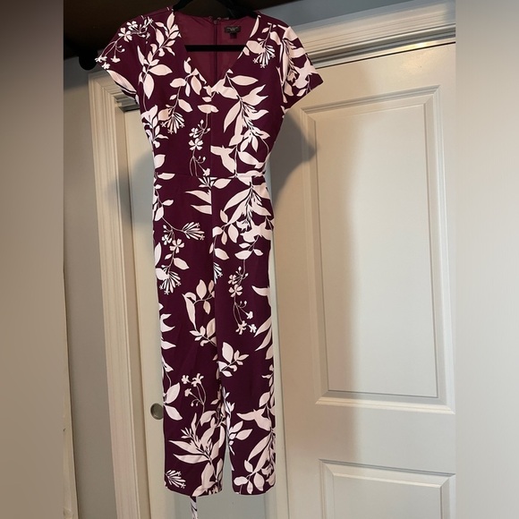 Ann Taylor Factory Pants - Ann Taylor. Jumpsuit. Size Small Petite. Maroon-plum color